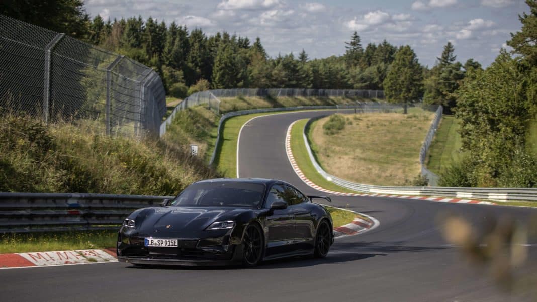 ¡Increíble! Porsche Taycan pulveriza el récord en Nürburgring