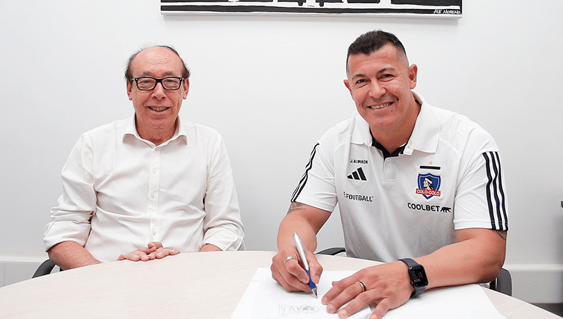 ¡Jorge Almirón llega a Colo-Colo con grandes expectativas para la temporada 2024!