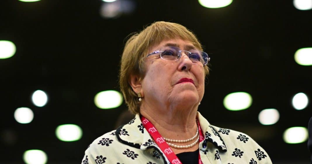 Bachelet y excancilleres de la región piden detener la tendencia dictatorial en Venezuela