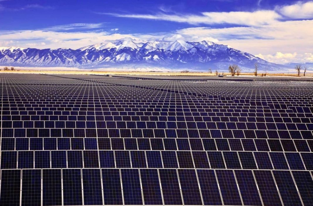 Chile lidera la inversión en energías renovables a nivel mundial