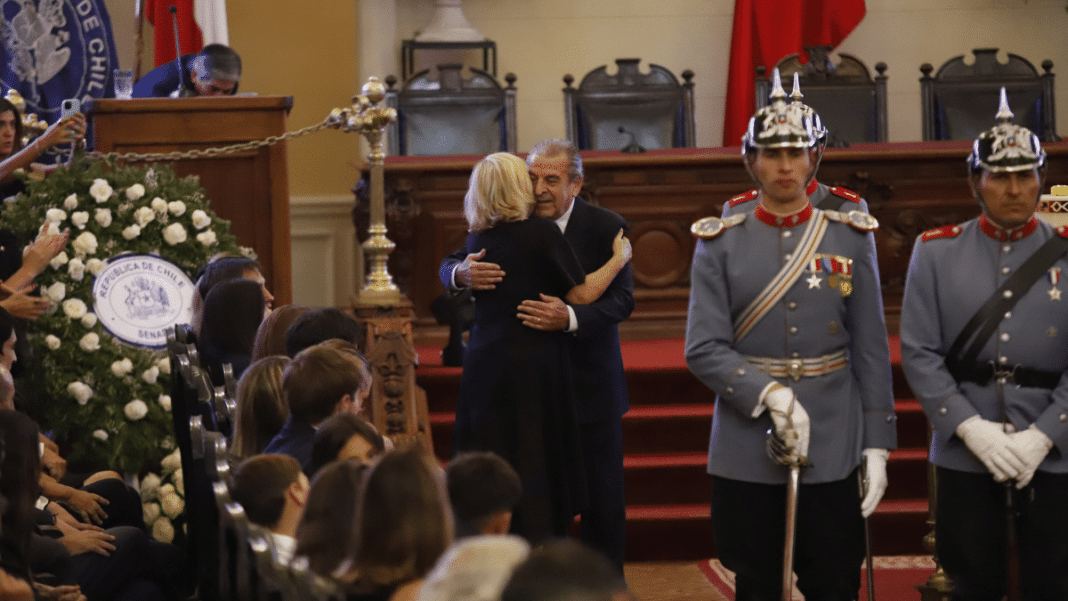 Eduardo Frei rinde homenaje al expresidente Piñera en emotivo funeral de Estado