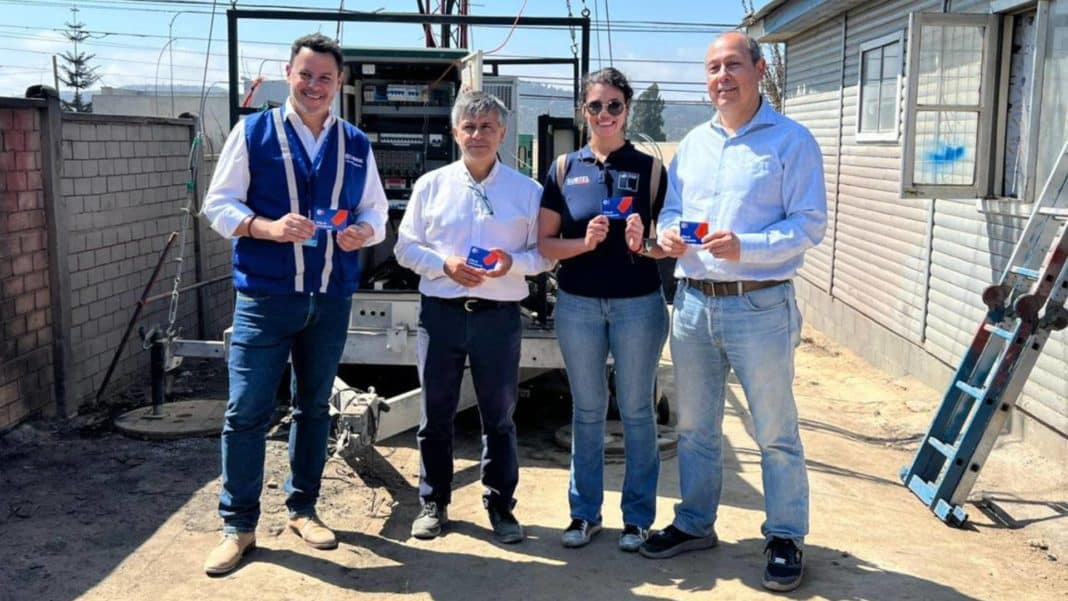 Entel entrega 5.000 simcards y 600 celulares a afectados por incendios forestales