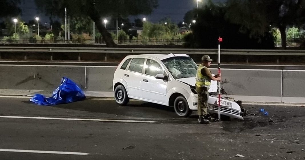 Impactante accidente en la Costanera Norte: conductor muere tras colisionar contra el tránsito