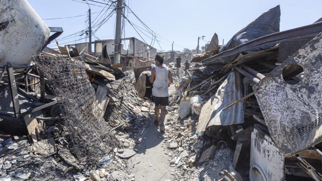 Impactantes cifras de los incendios en la Región de Valparaíso: fallecidos, desaparecidos y damnificados