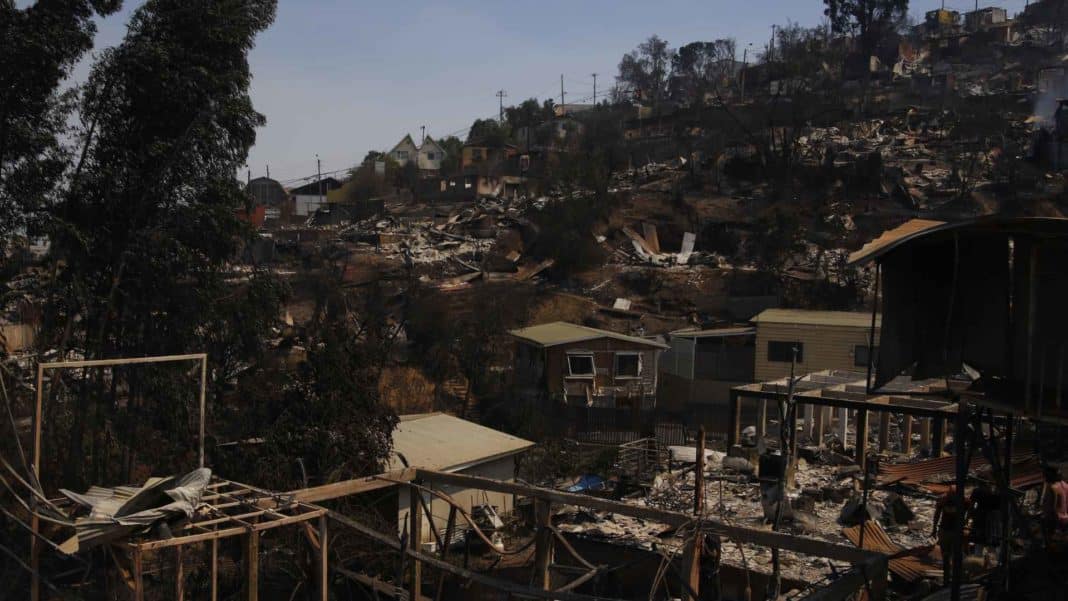 ¡Alerta! Toque de queda en Valparaíso por incendios