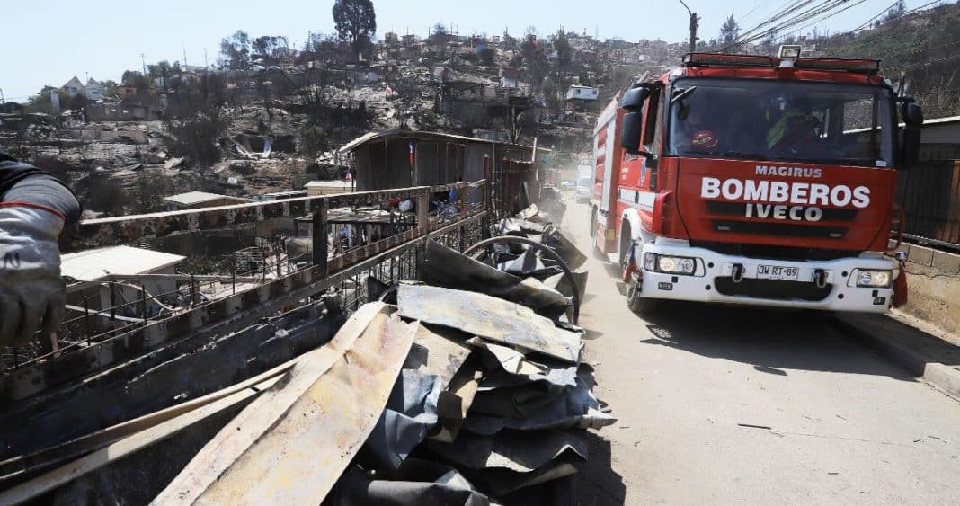 ¡Comienza la reconstrucción en Valparaíso! Un proceso desafiante pero necesario