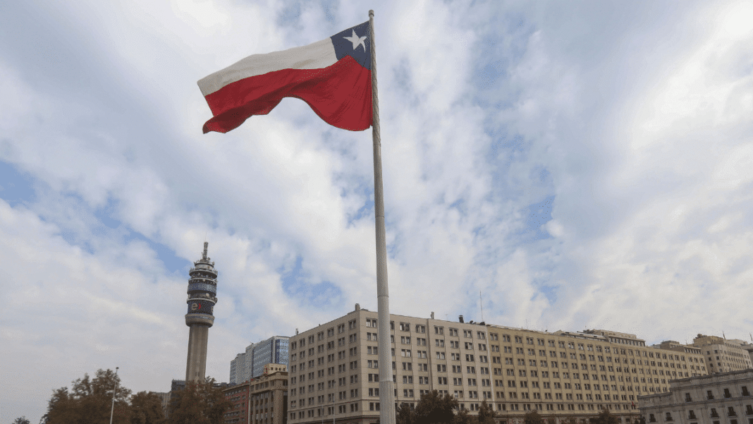 ¡Impactante! Chile pasa de ser una democracia plena a una defectuosa