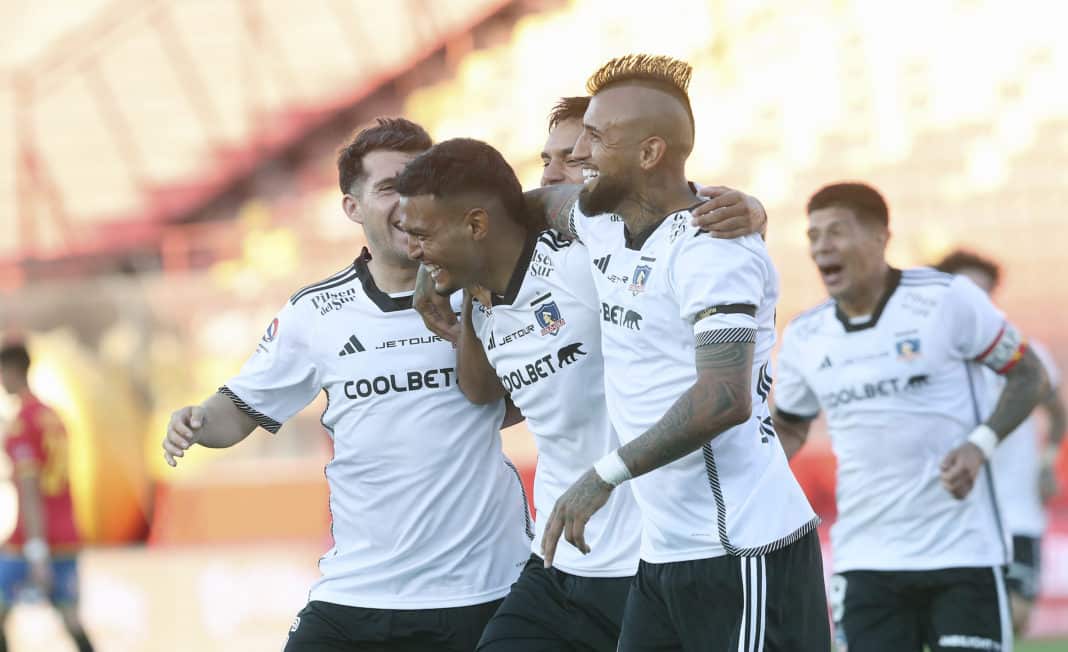 ¡Increíble debut! Colo-Colo se enfrenta a Godoy Cruz en la Copa Libertadores