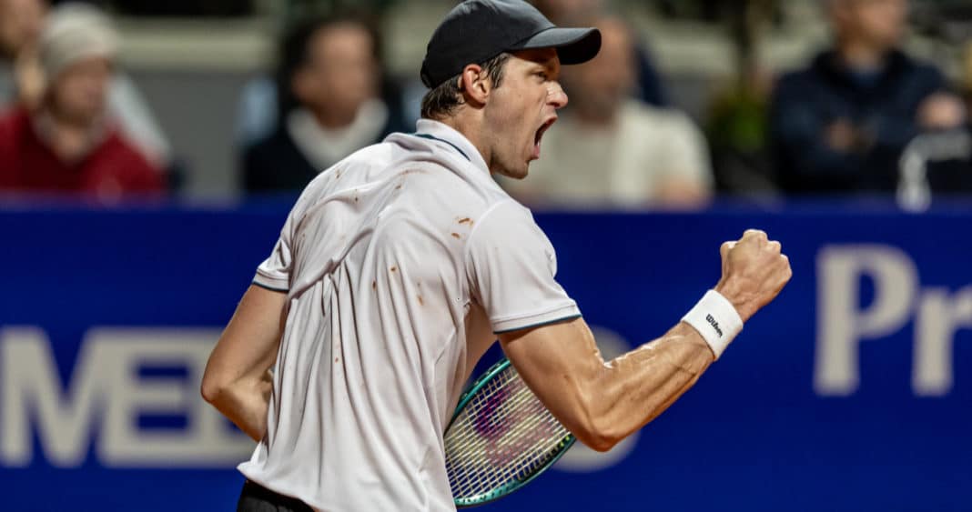 ¡Increíble remontada! Jarry vence a Wawrinka y avanza en el ATP de Buenos Aires