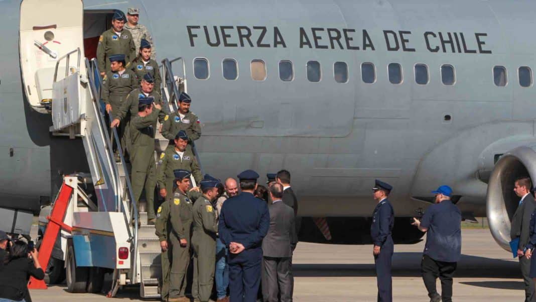 ¡Increíbles oportunidades laborales en la FACh con sueldos de casi $1 millón 500 mil!