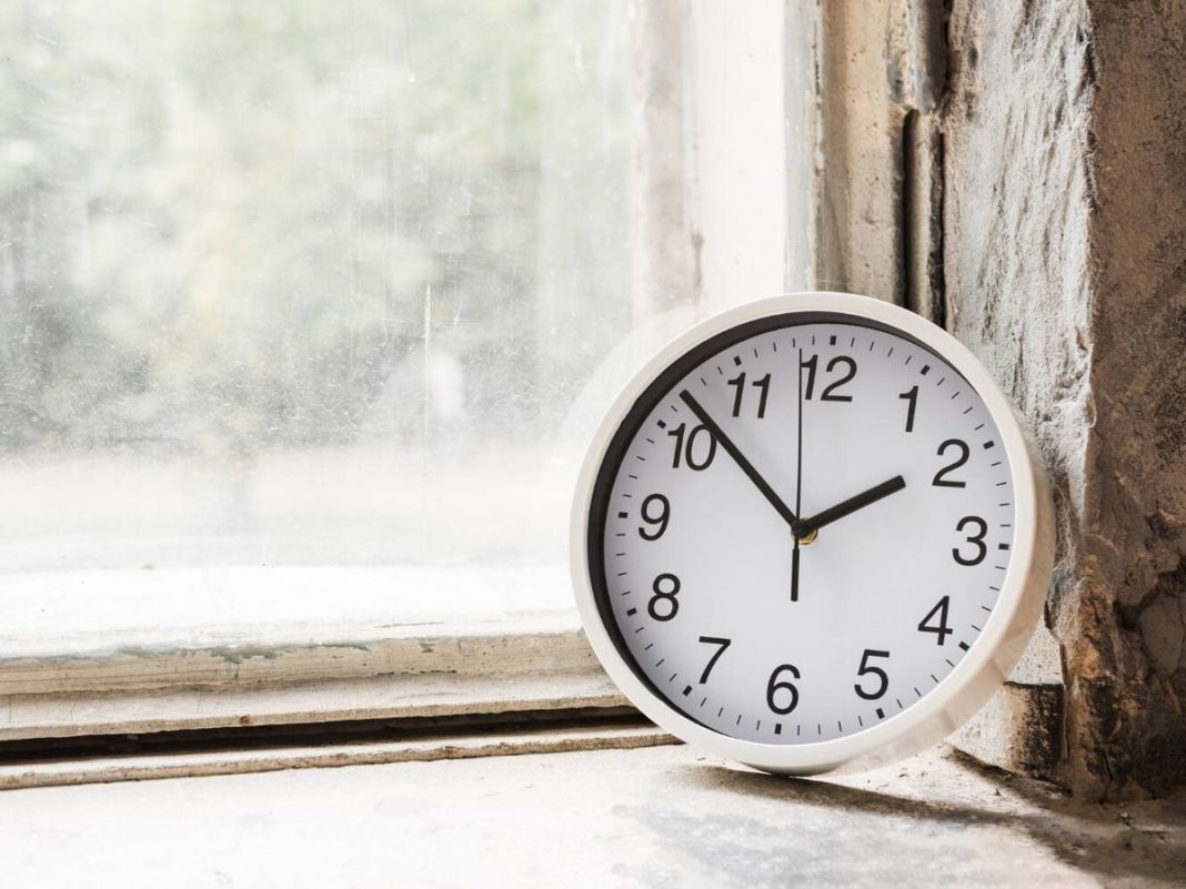 ¡Prepárate! Próximo cambio de hora en Chile: ¿Cuándo volveremos a ajustar nuestros relojes?