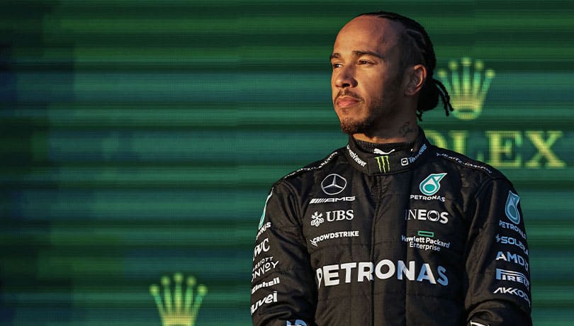 ¡Sorpresa en el mundo motor! Lewis Hamilton se une a Ferrari en 2025