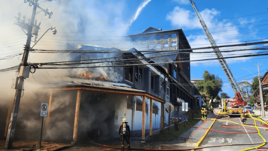 ¡Tragedia en Puerto Varas! Cuarto fallecido confirmado tras devastador incendio en mall chino