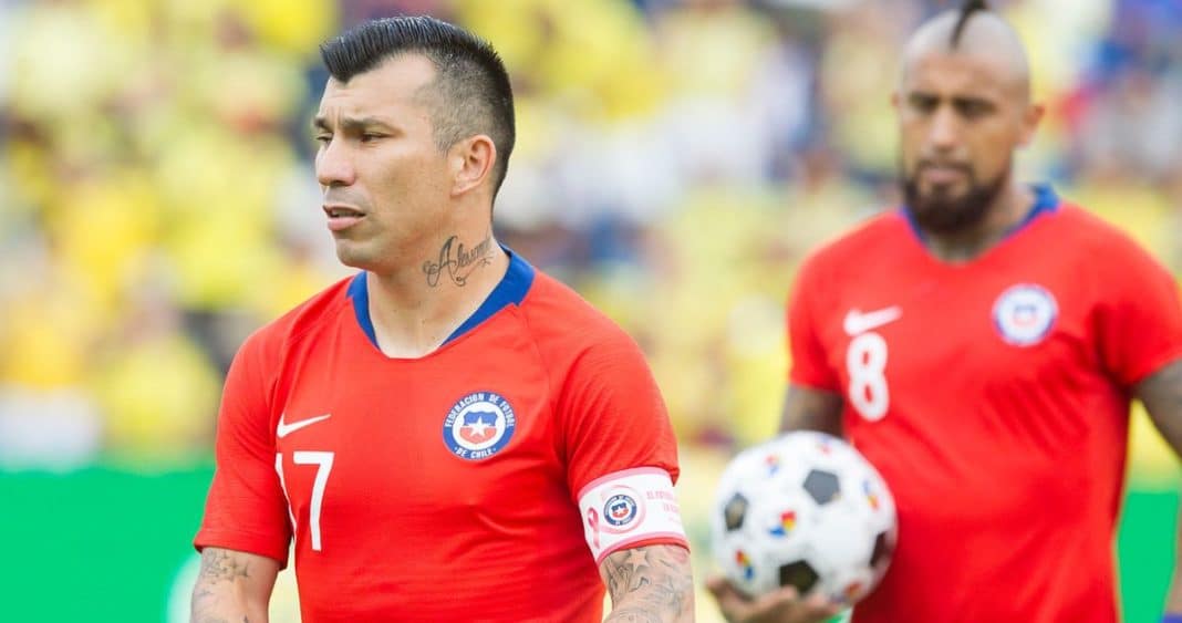 El verdadero motivo de las ausencias de Vidal y Medel en La Roja