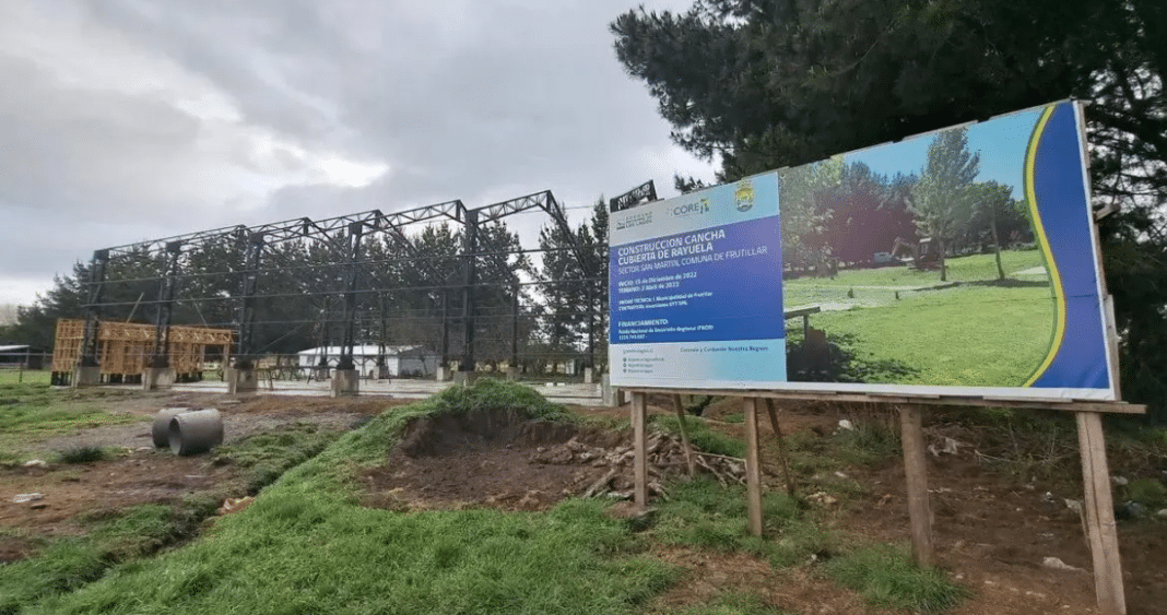 Empresa abandona obras en Los Lagos: solo ejecutó uno de los 13 proyectos adjudicados