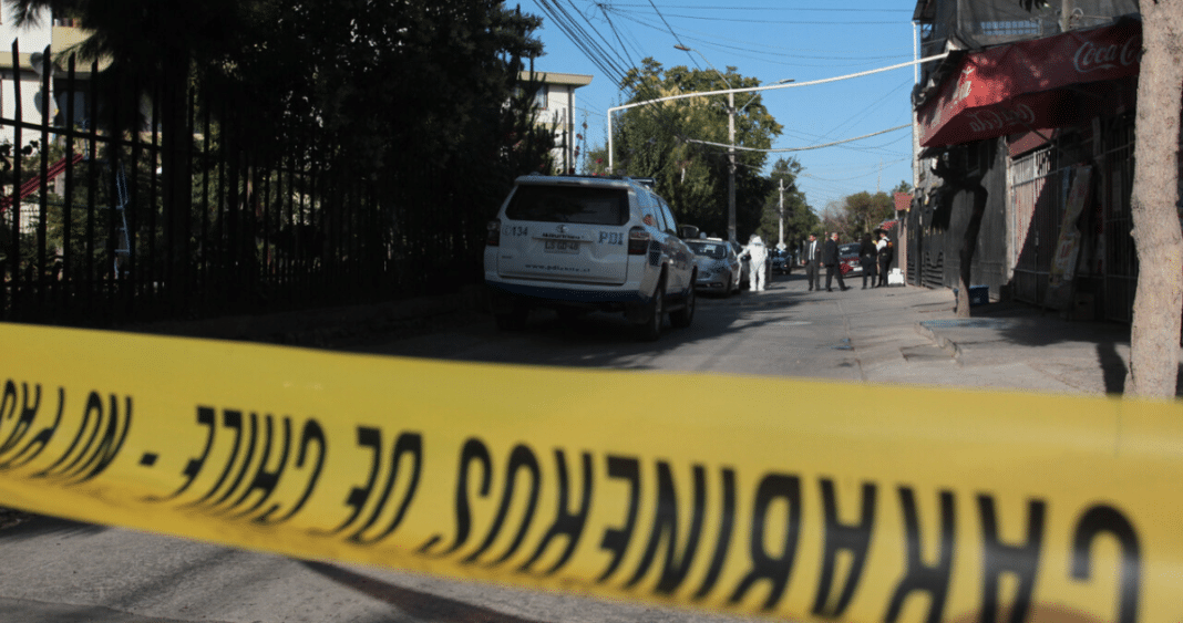 Impactante asesinato a balazos afuera de un club deportivo en Santiago