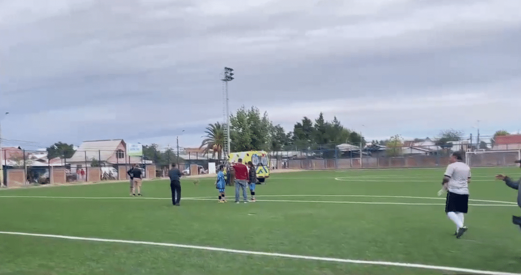 Impactante tragedia en el fútbol amateur: Jugador sufre paro cardíaco y fallece en pleno partido en Talca