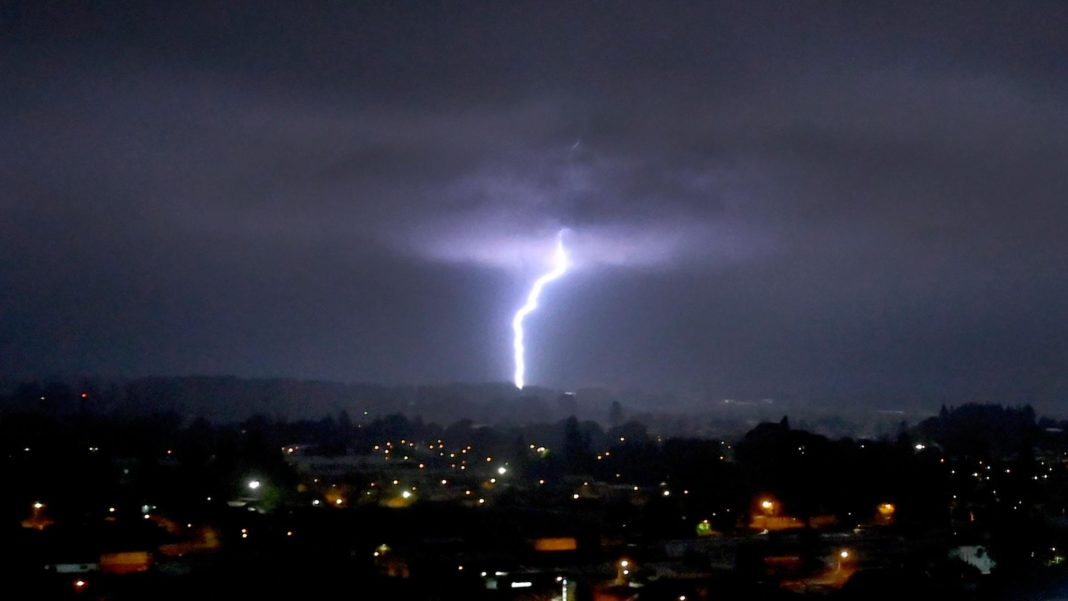 ¡Alerta! Tormentas eléctricas amenazan a cuatro regiones en Semana Santa