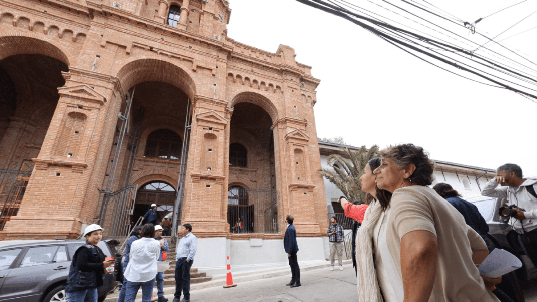¡Gran noticia! Restauración de la iglesia San Francisco de Valparaíso está completa y abrirá sus puertas en 2024