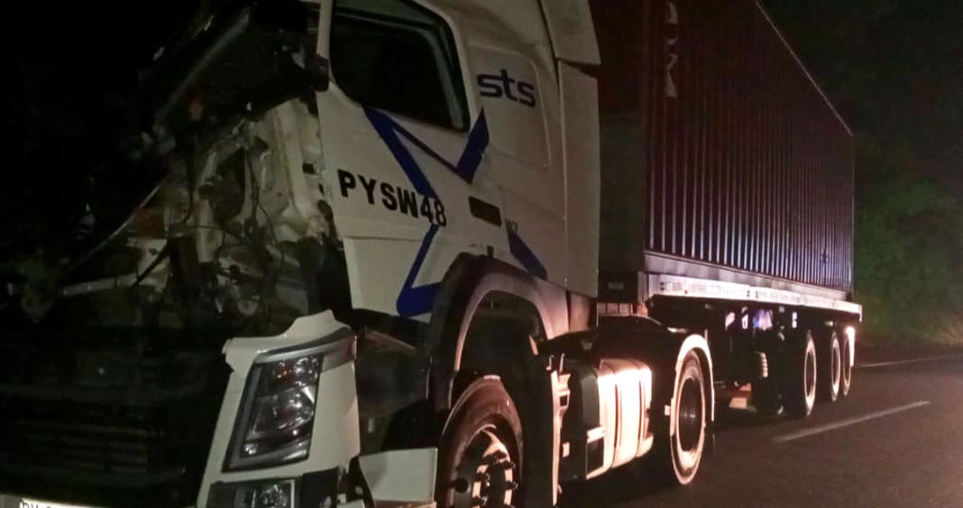 ¡Impactante colisión en la Autopista del Itata deja a conductores en shock!