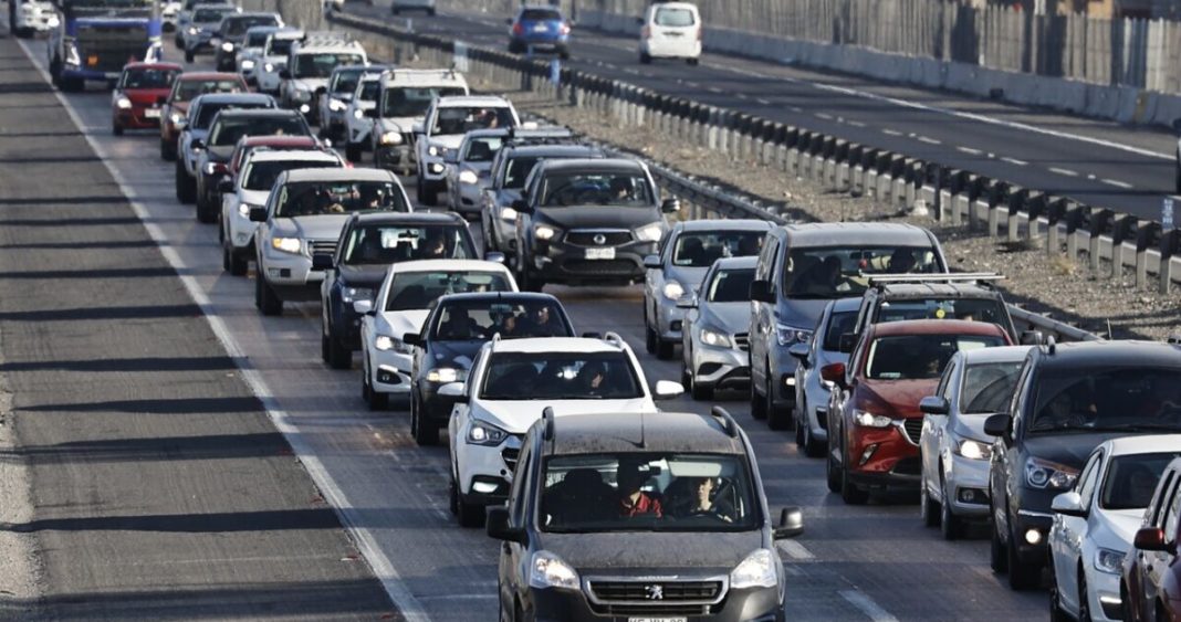 ¡Increíble! Descubre las medidas que tomarán las carreteras para salir de Santiago por Semana Santa