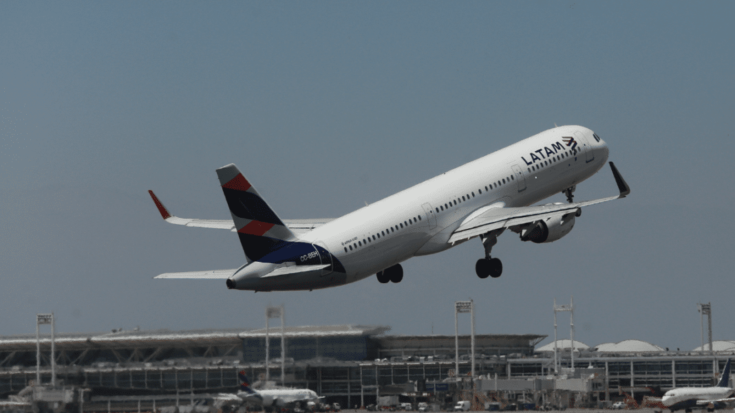 ¡Latam reanuda operaciones en el aeropuerto de Calama!