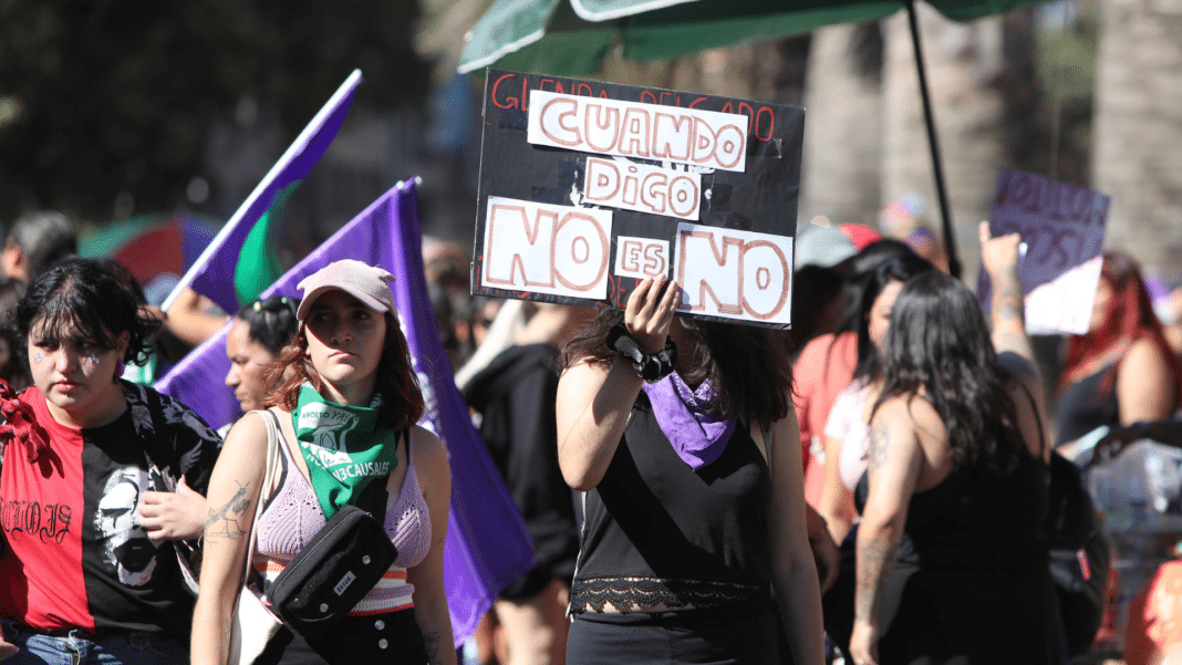 ¡Masivas convocatorias en Chile marcan el Día Internacional de la Mujer!