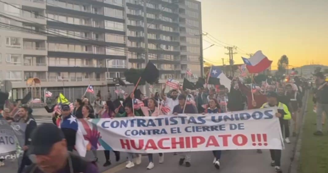 ¡Ultimátum al gobierno! Sindicatos de Huachipato marchan exigiendo nueva salvaguardia