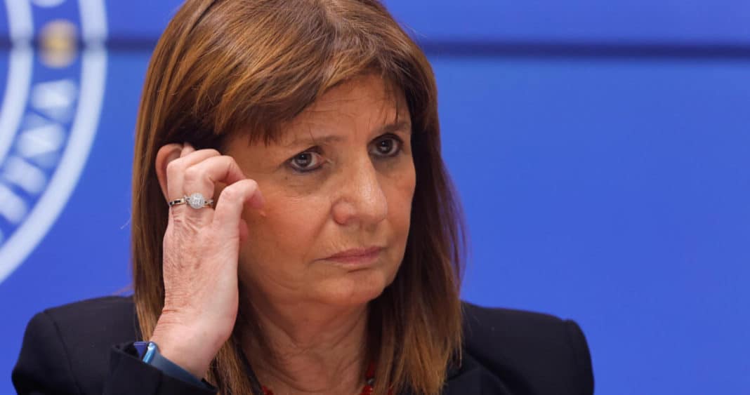 Bullrich revela información confidencial sobre Hezbolá a ministra Tohá