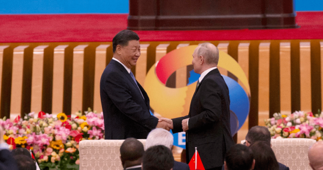 China apoya el desarrollo estable de Rusia bajo el liderazgo de Putin