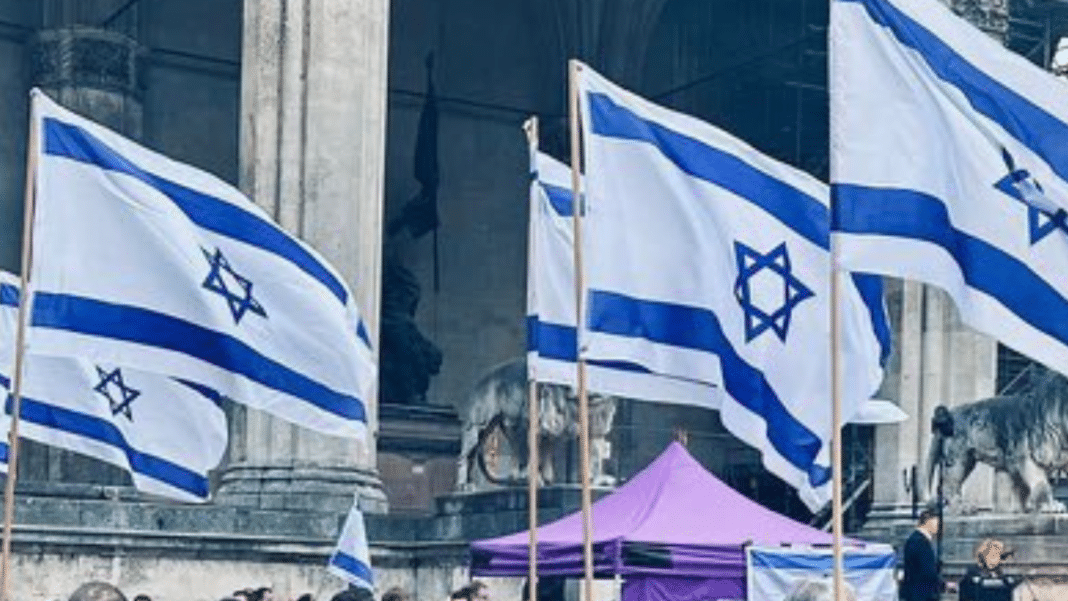 Comunidad Judía llama a Chile a ser categórico en su condena tras ataque de Irán