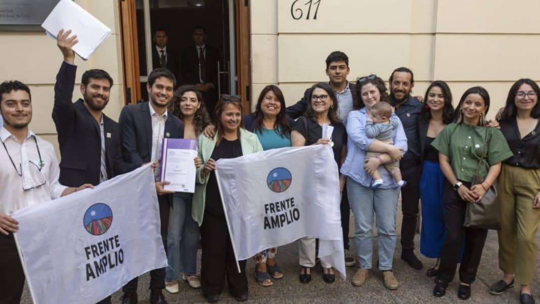 El Frente Amplio da un paso hacia la unificación como partido único