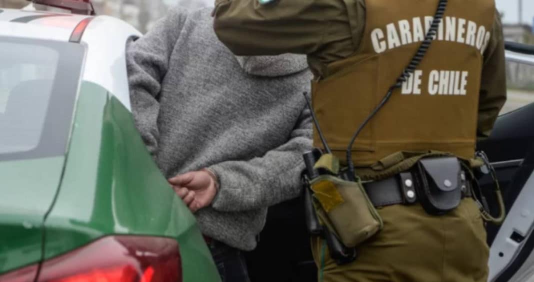 Enfrentamiento a tiros en Cerrillos: Carabineros detiene a tres asaltantes