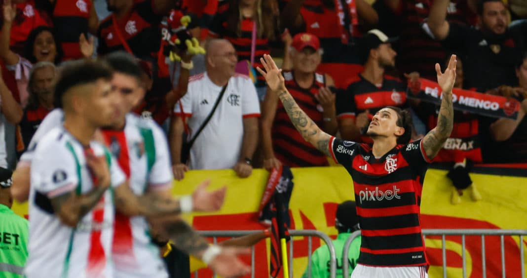 Flamengo arrasa con Palestino en la Libertadores: chilenos en el fondo del grupo