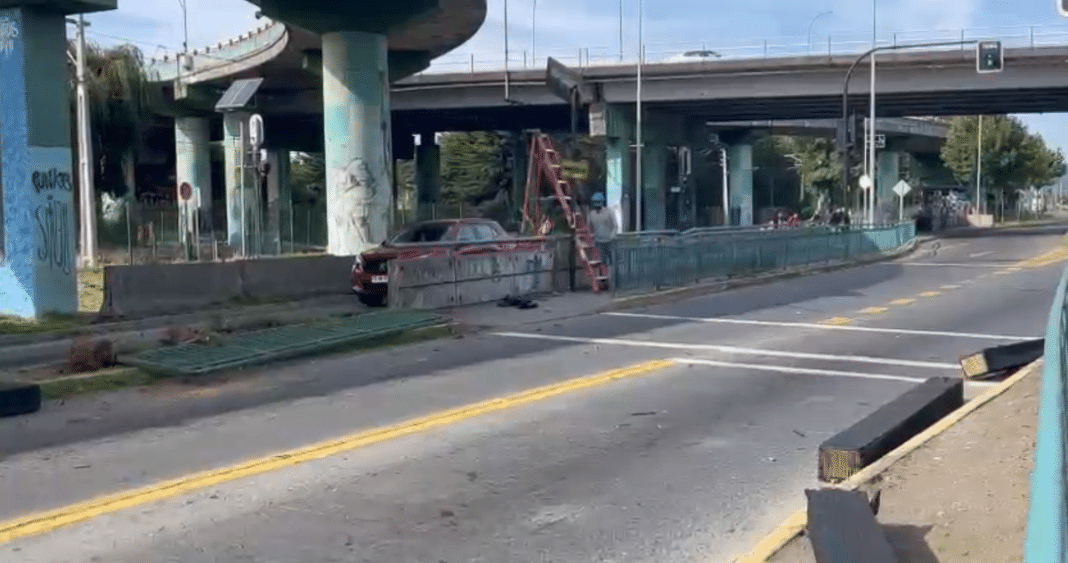 Impactante accidente en San Pedro de la Paz deja a una mujer gravemente herida