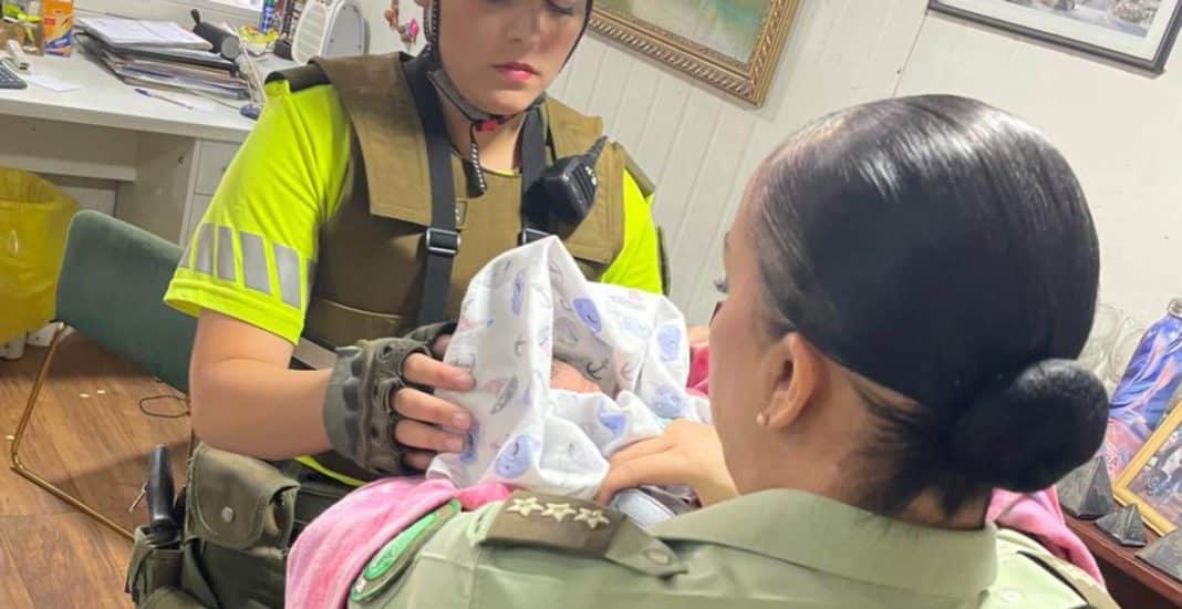 Impactante hallazgo en Recoleta: bebé de dos días abandonada en una mochila