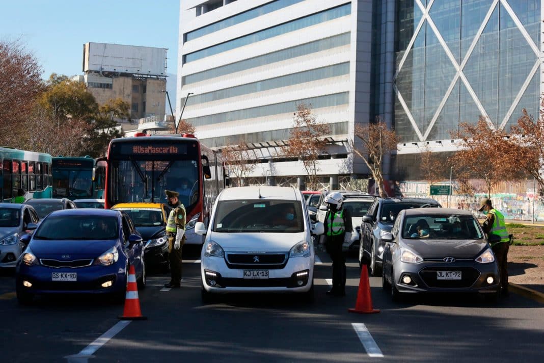 Restricción vehicular 2024 en la Región Metropolitana: fechas, áreas y excepciones