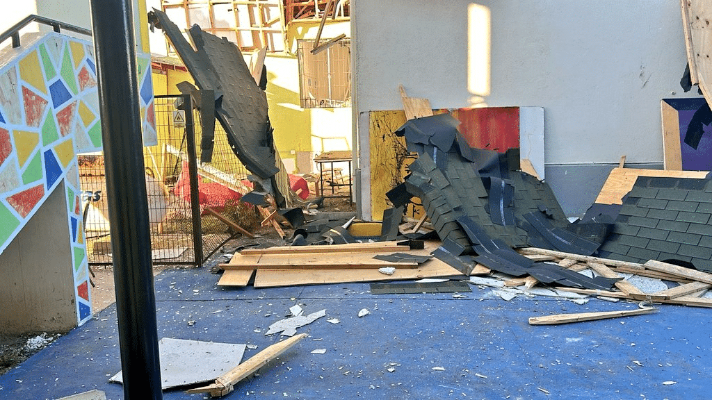 Tragedia en el Liceo de Los Vilos: Explosión Deja a Profesora y Estudiantes Heridos