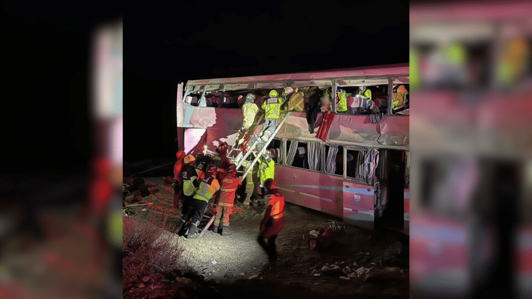 Tragedia en el Paso Internacional Jama: Volcamiento de Bus Deja Devastadoras Consecuencias