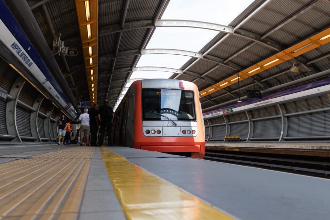 ¡Atención! Estación Parque Almagro de la Línea 3 del Metro de Santiago cierra por procedimiento de seguridad