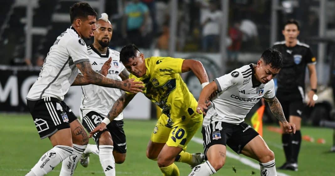 ¡Colo Colo y Unión La Calera se enfrentan en un duelo crucial! ¿Quién saldrá victorioso?