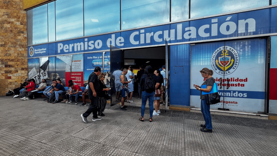 ¡Descubre qué pasa si te atrasas con el pago del Permiso de Circulación!