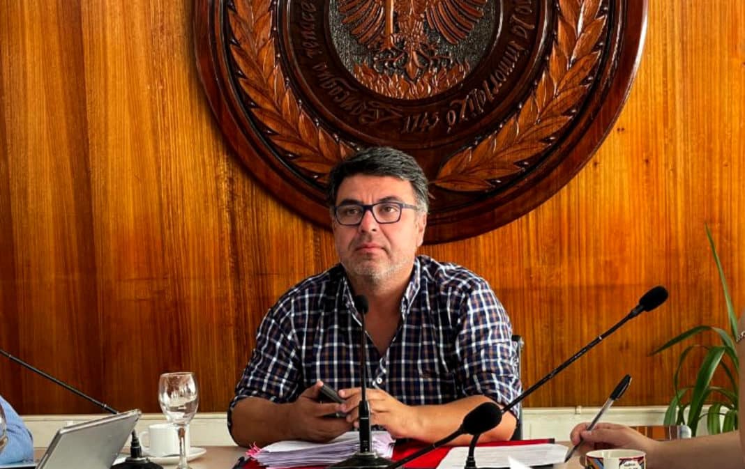 ¡Escándalo! Alcalde de Rancagua en prisión por corrupción y fiestas clandestinas