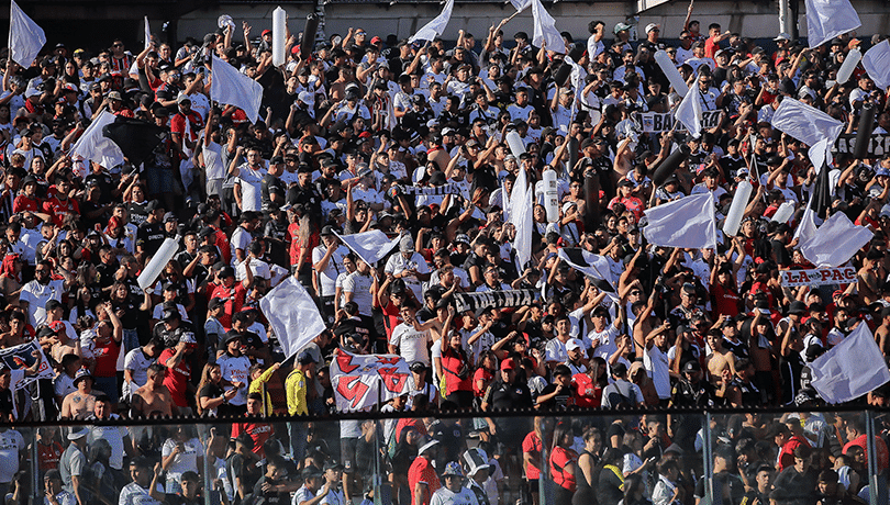 ¡Escándalo en Brasil! Detienen a nueve hinchas de Colo-Colo acusados de hurto