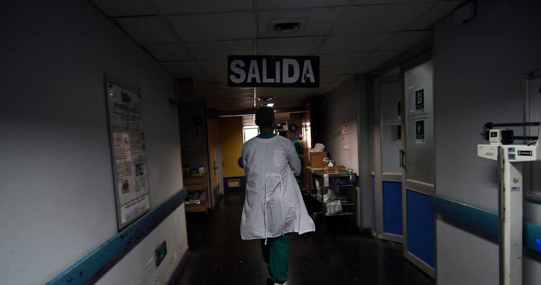 ¡Escándalo en el Servicio de Salud Los Ríos! Gremios denuncian demora en sumarios contra directivos