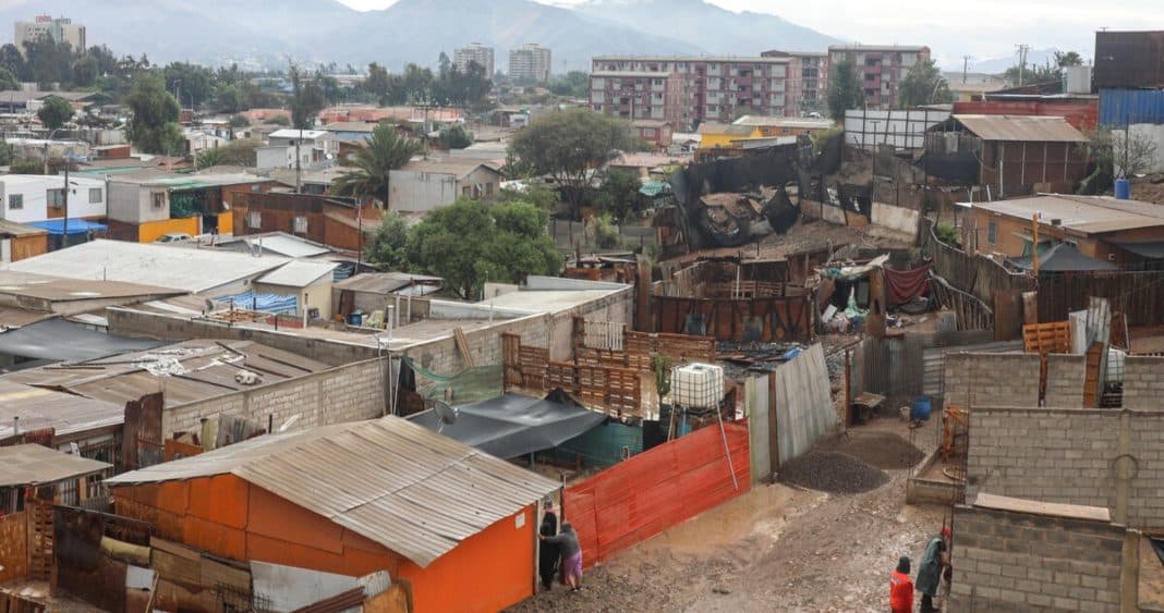 ¡Impactante! Sistema frontal deja a 150 familias aisladas y más de 70 viviendas dañadas