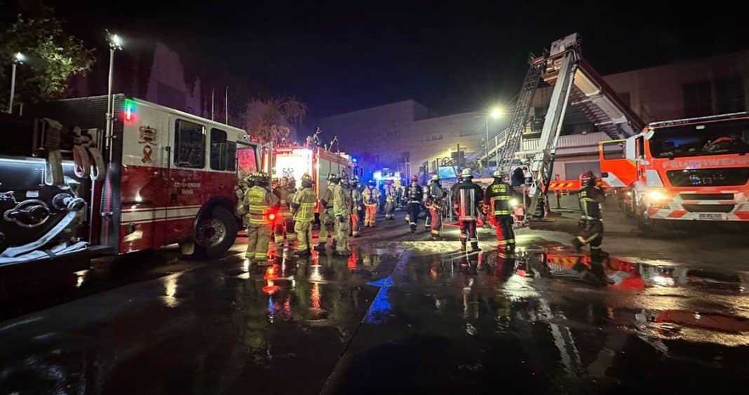 ¡Incendio en el Portal La Dehesa! Evacuación masiva en curso