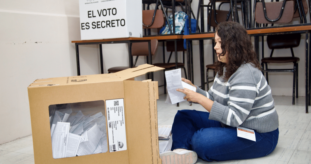 ¡Increíble! Ecuador aprueba medidas para combatir la delincuencia en histórico referéndum