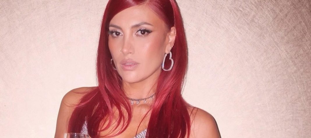 ¡Increíble! Karen Bejarano revela que una compañera de «Mekano» le robó su primer sueldo