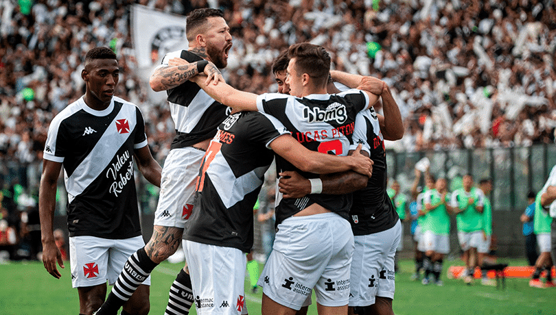 ¡Increíble victoria del Vasco da Gama sobre Gremio con Medel y Galdames como titulares!